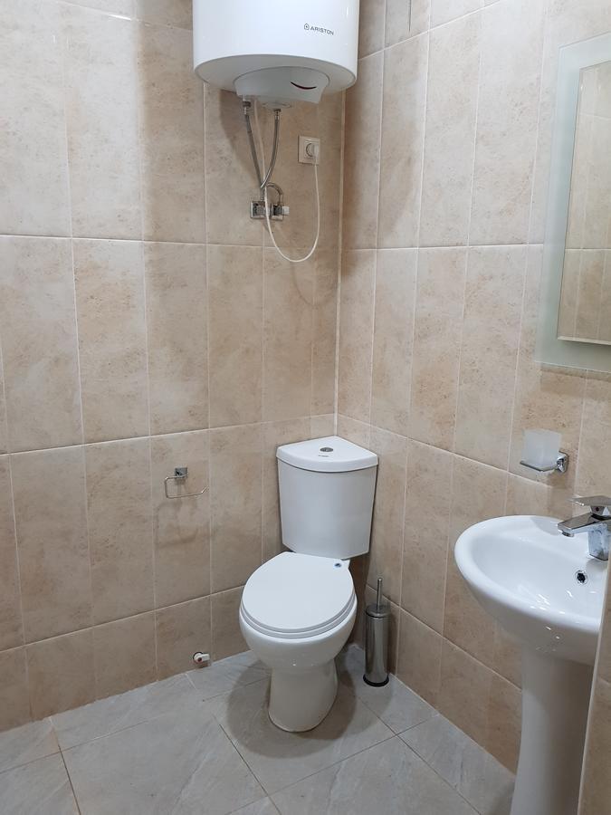 Batumi First Line Apartment ภายนอก รูปภาพ